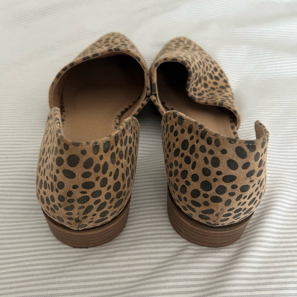Shoes - Picture 5 of 6